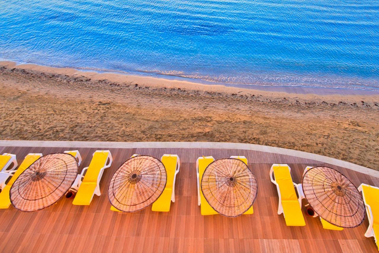 Salamis Bay Conti Hotel Resort & Spa & Casino ฟามากุสต้า ภายนอก รูปภาพ